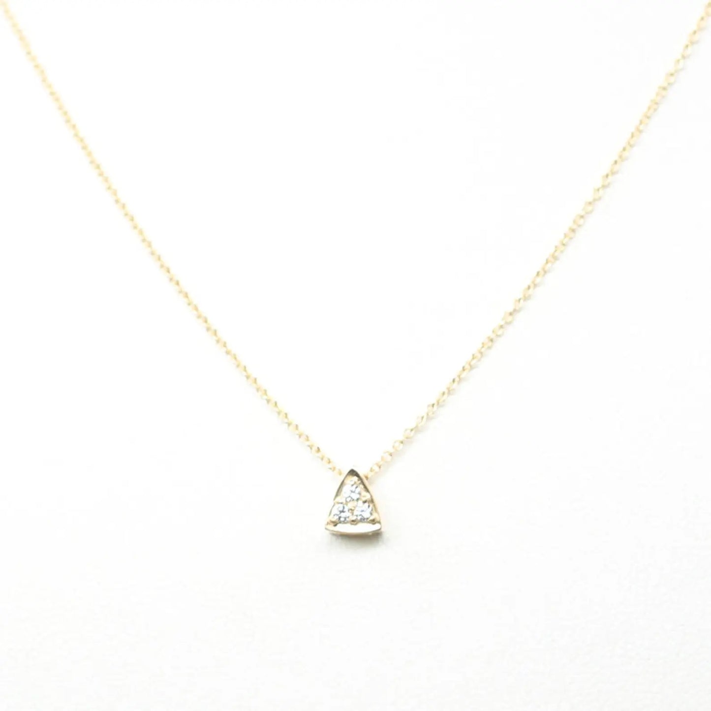 14K 0.06CT DIAMOND TRIANGLE NECKLACE