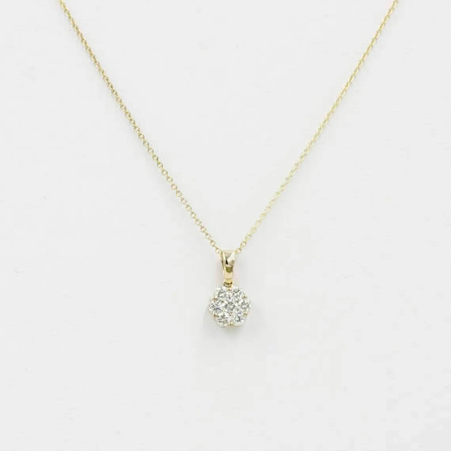 14K 0.40CT DIAMOND CLUSTER FLOWER NECKLACE