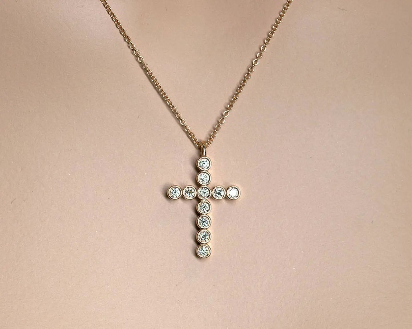 14K 0.30CT DIAMOND CROSS NECKLACE