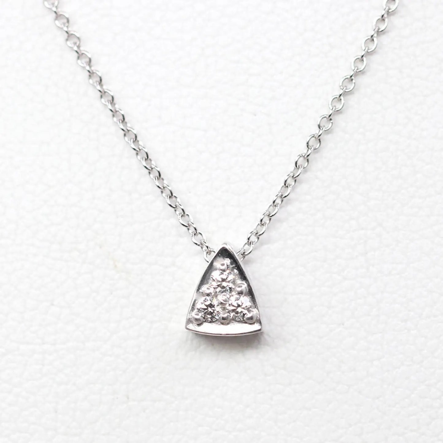 14K 0.06CT DIAMOND TRIANGLE NECKLACE