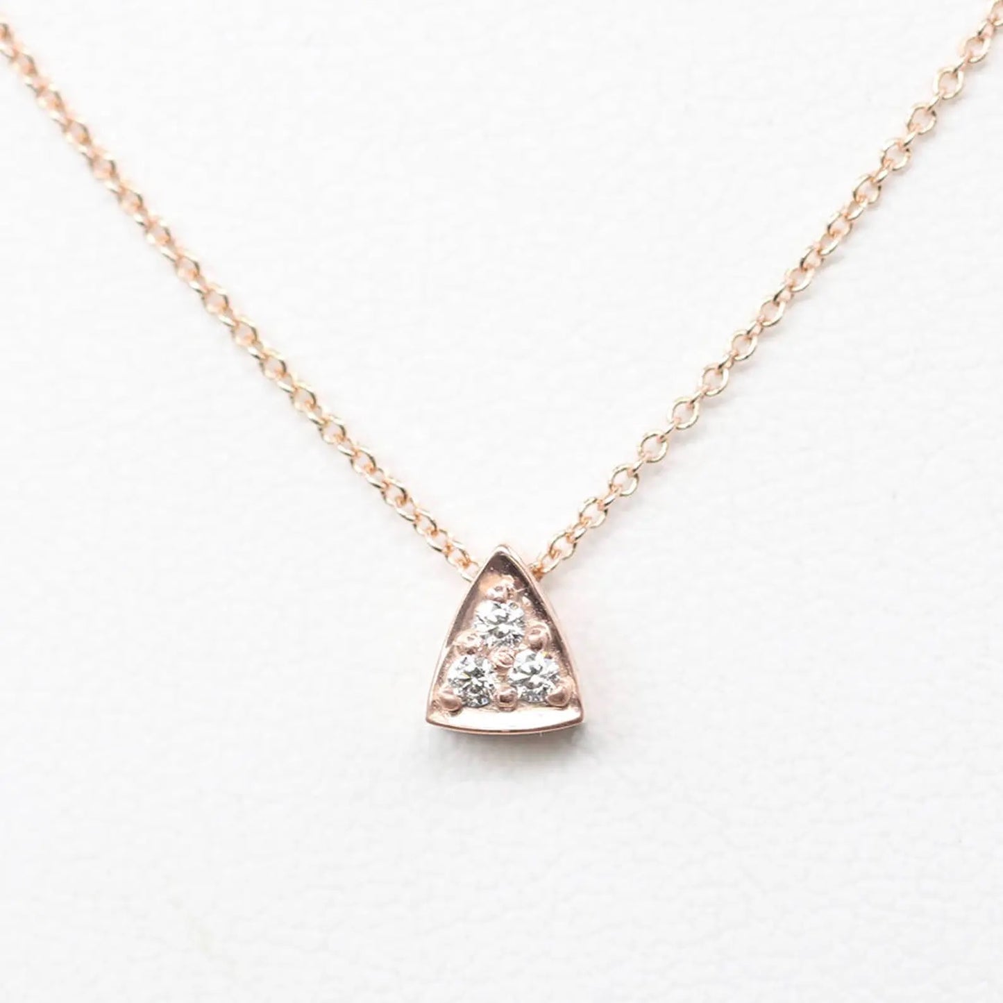 14K 0.06CT DIAMOND TRIANGLE NECKLACE