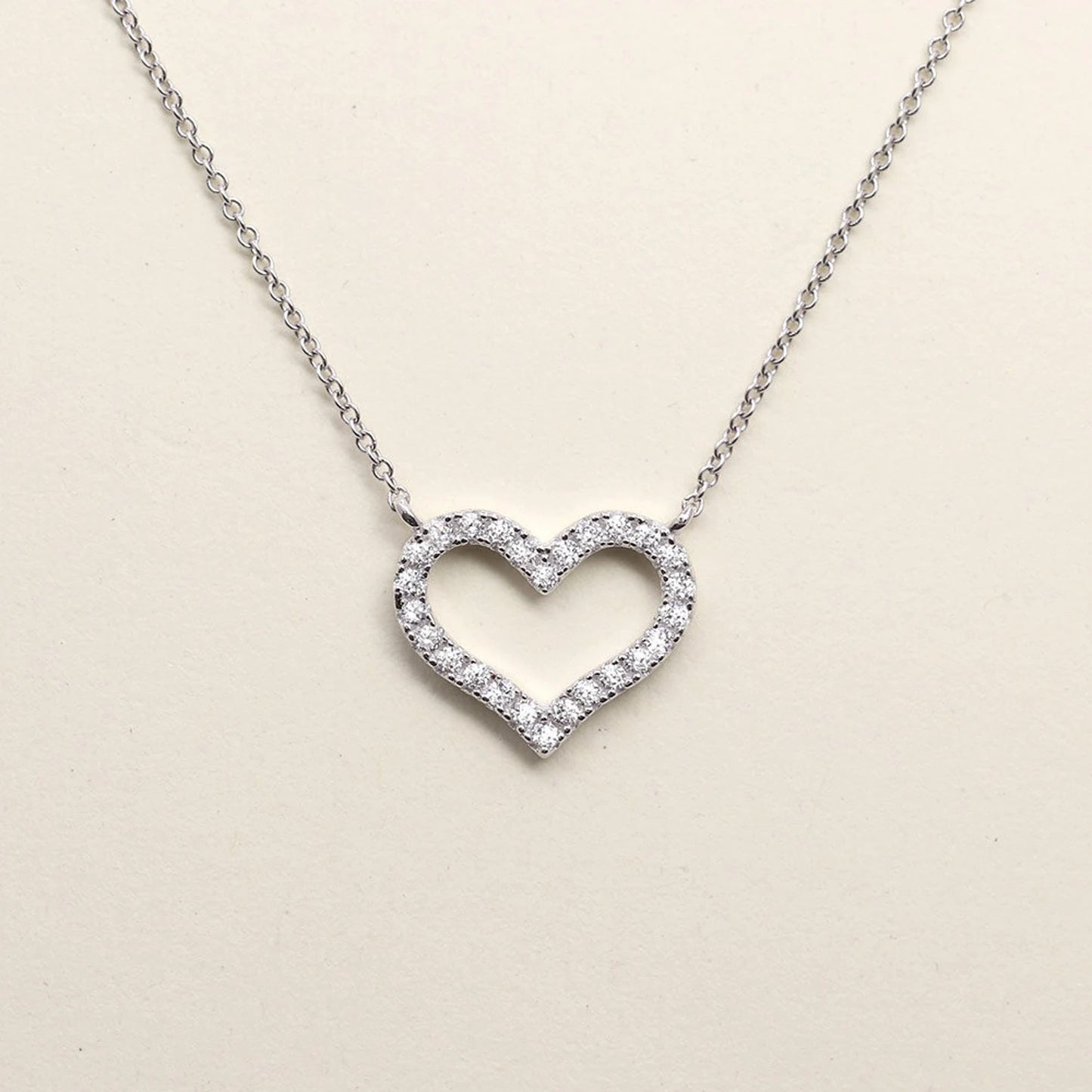 14K DIAMOND HEART NECKLACE