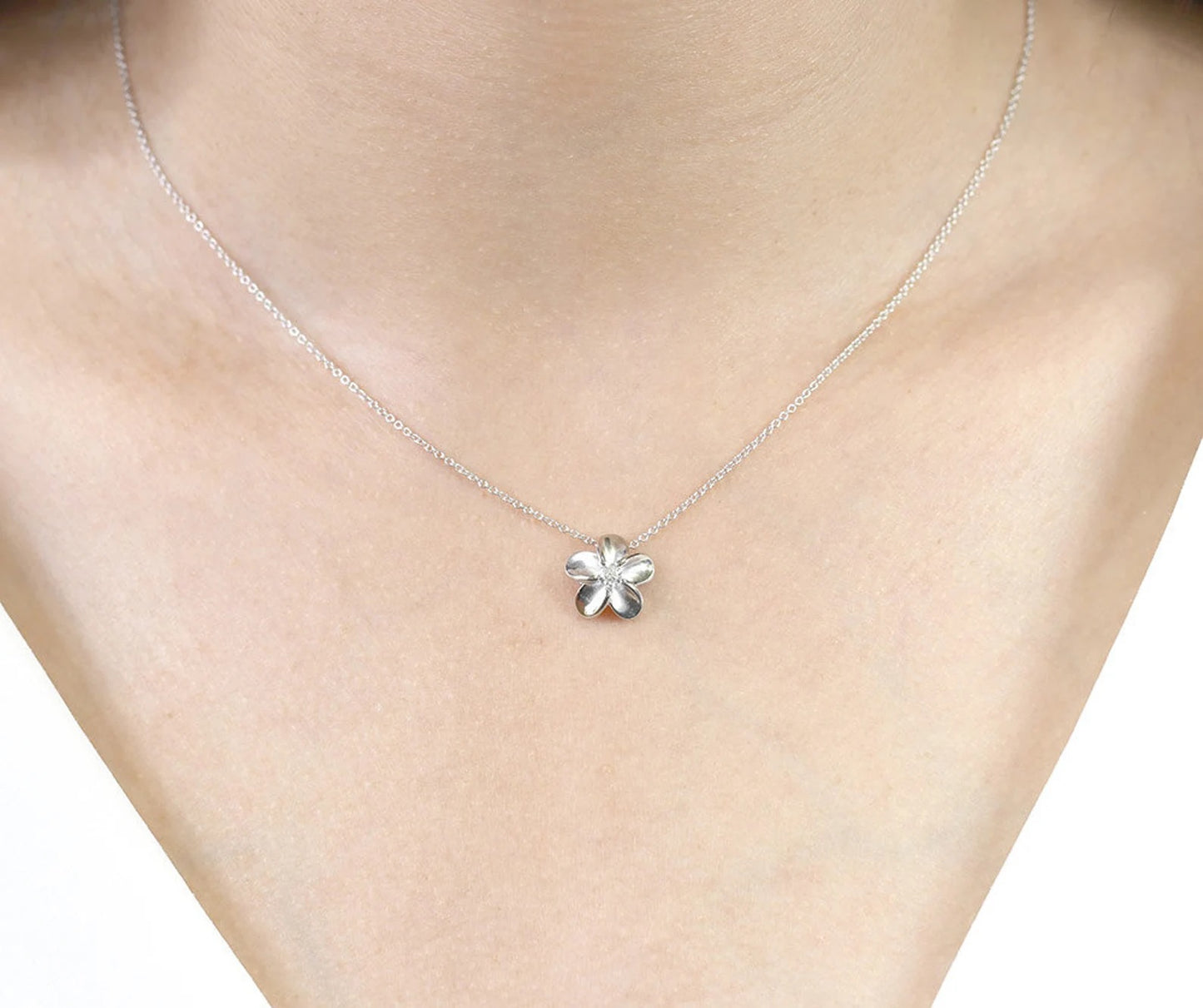 14K 1 DIAMOND FLOWER NECKLACE