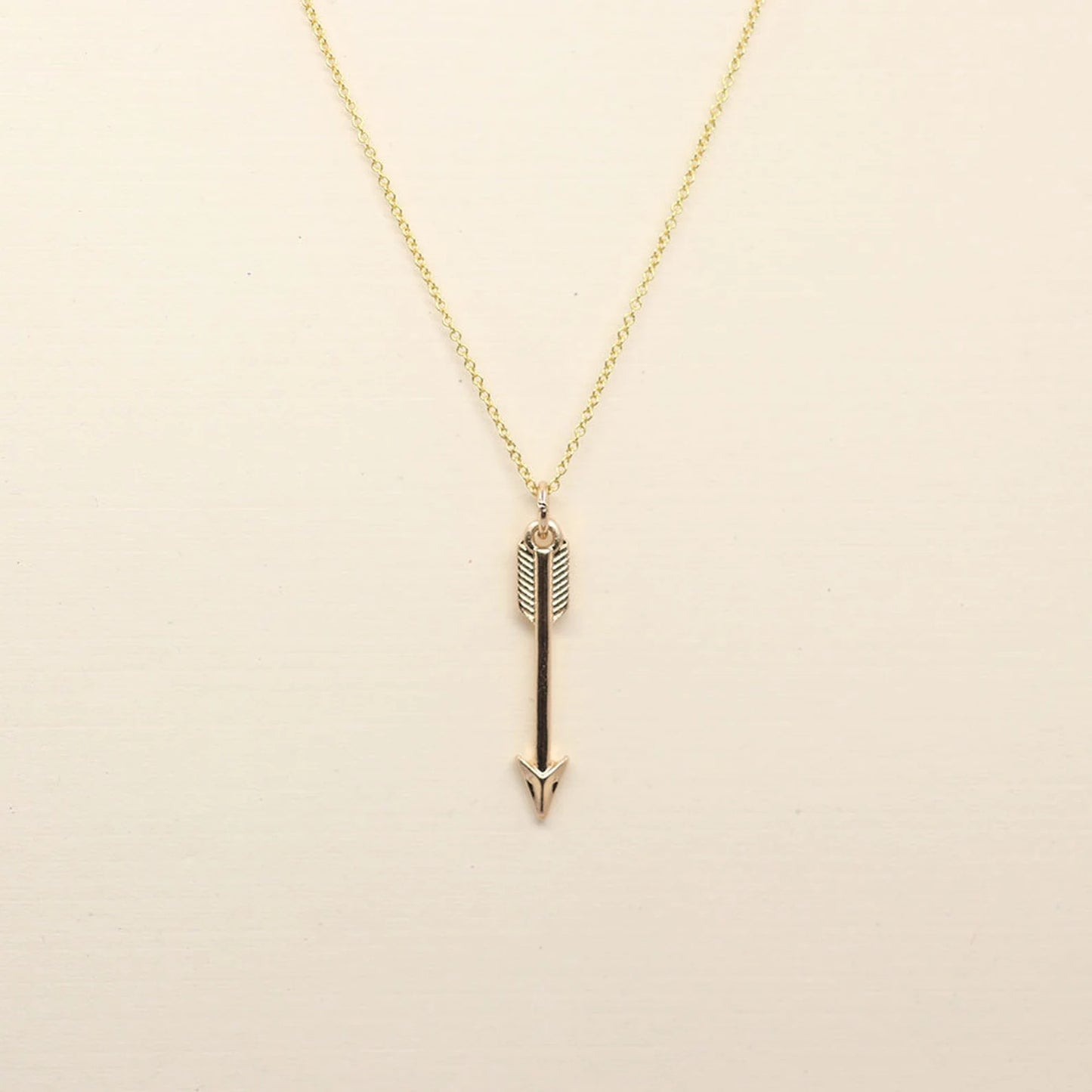 14K ARROW NECKLACE