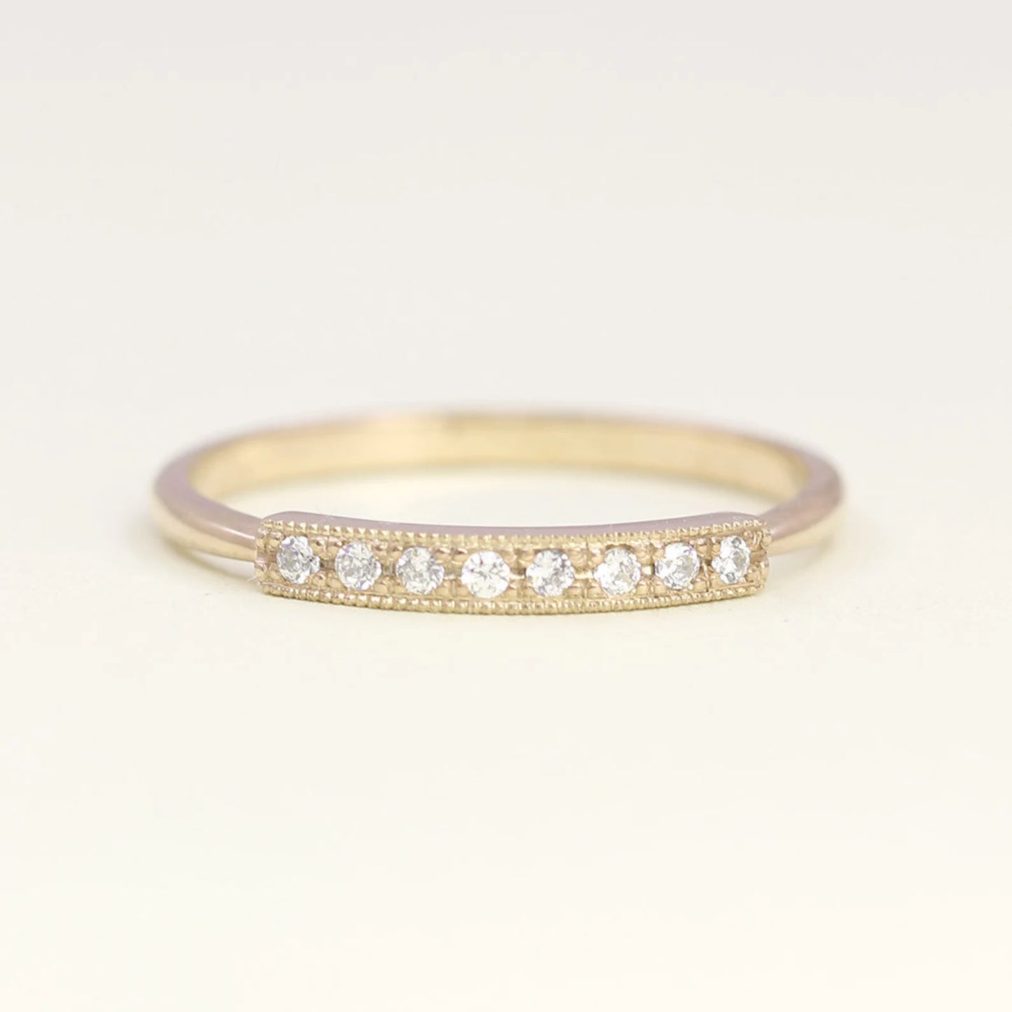 14K 8 DIAMOND MINI BAR MILGRAIN BAND