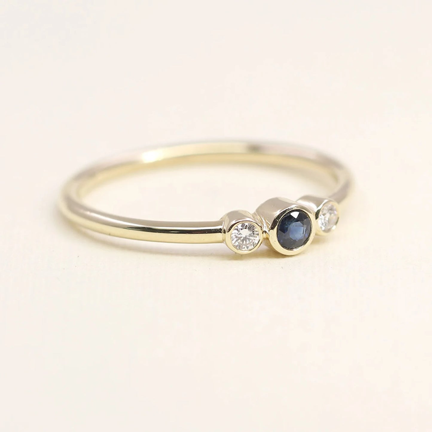 14K SAPPHIRE DIAMOND BEZEL RING