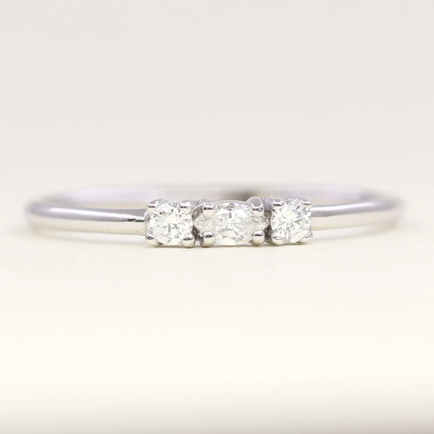 14K 0.14CT DIAMOND BAND