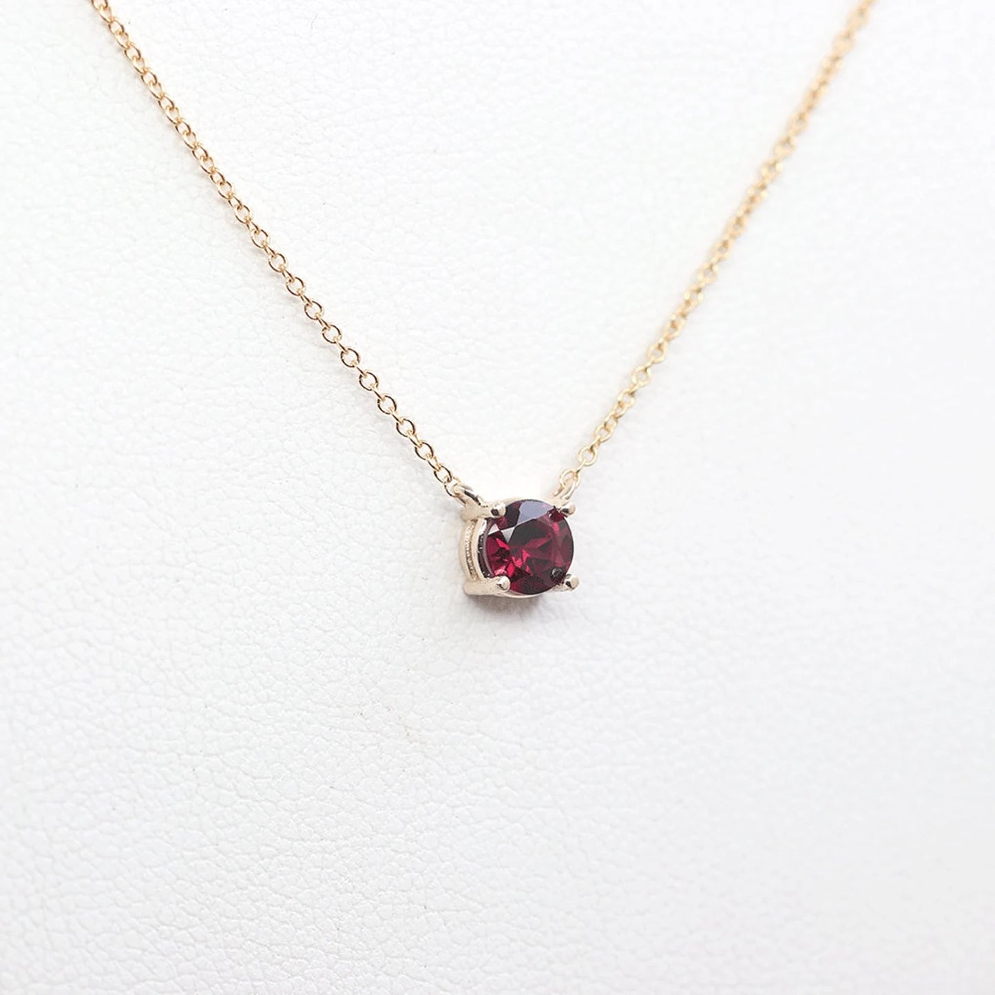 14K GARNET SOLITAIRE NECKLACE