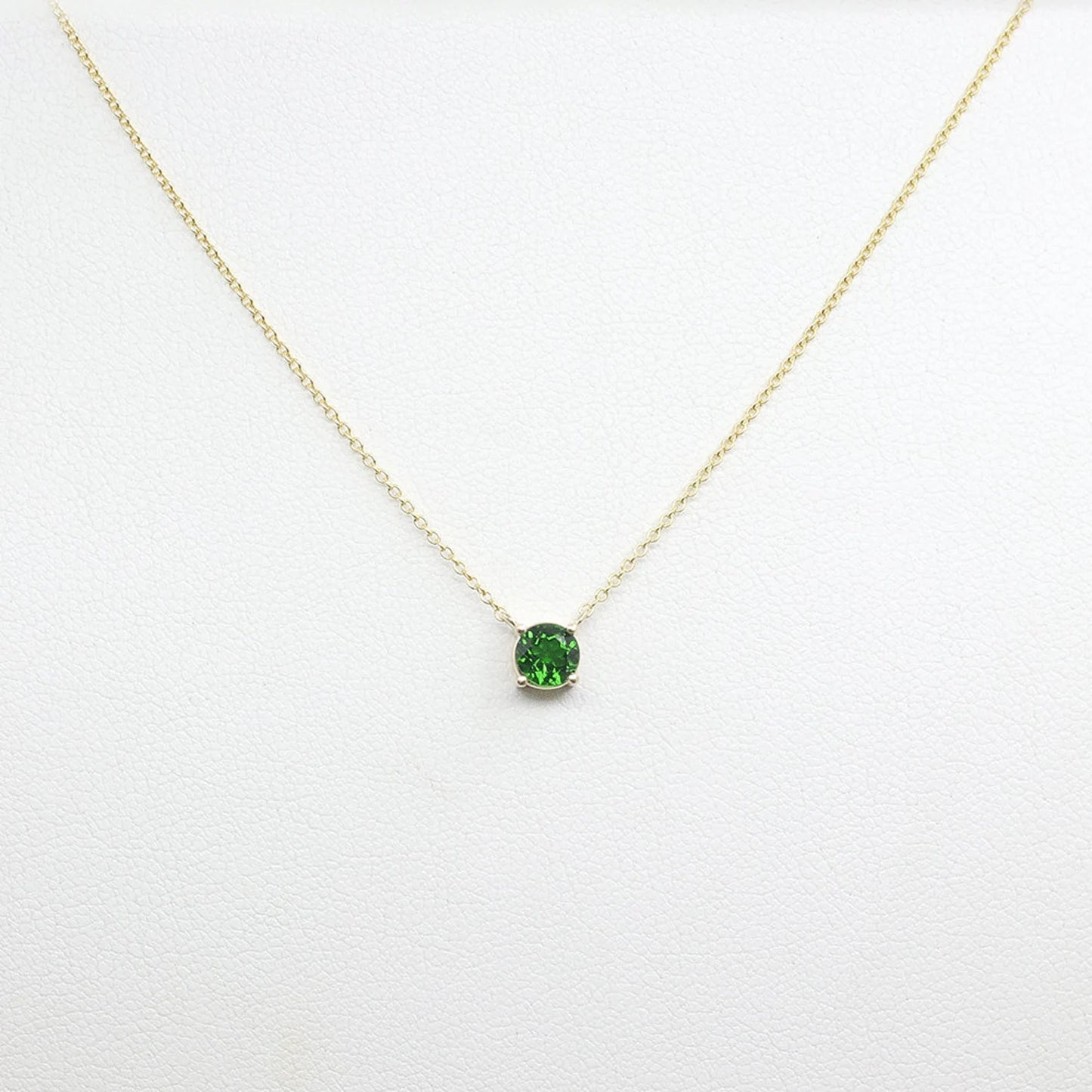 14K LAB EMERALD SOLITAIRE NECKLACE