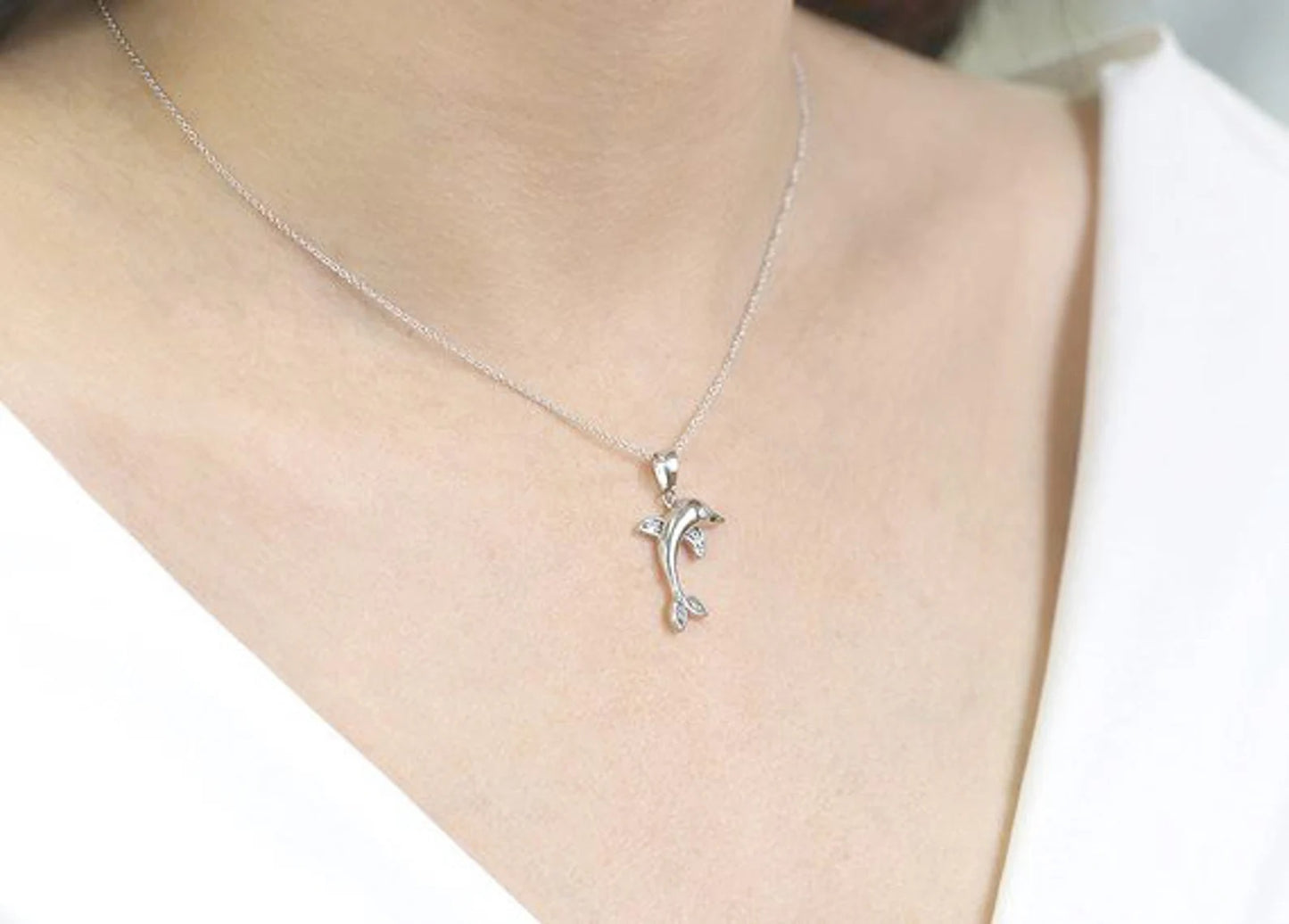 14K DIAMOND DOLPHIN NECKLACE