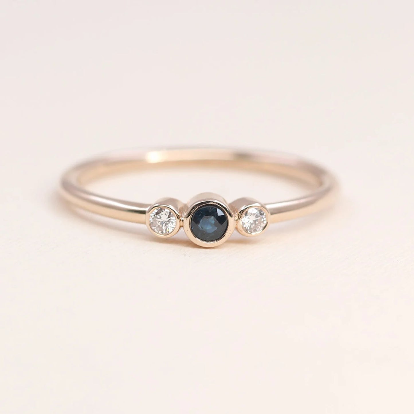 14K SAPPHIRE DIAMOND BEZEL RING