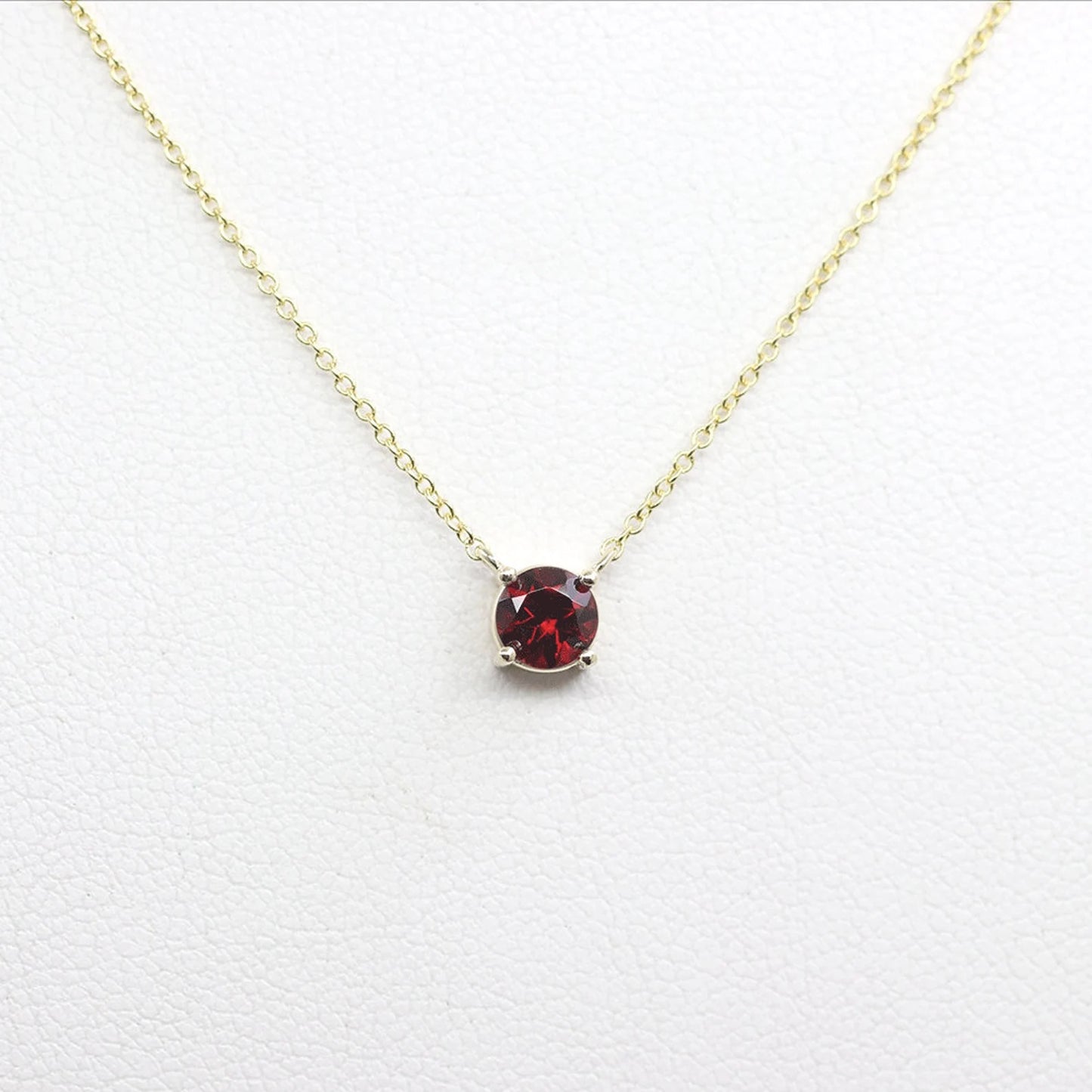 14K GARNET SOLITAIRE NECKLACE