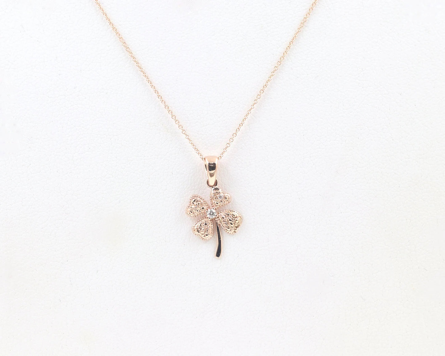 14K DIAMOND CLOVER NECKLACE