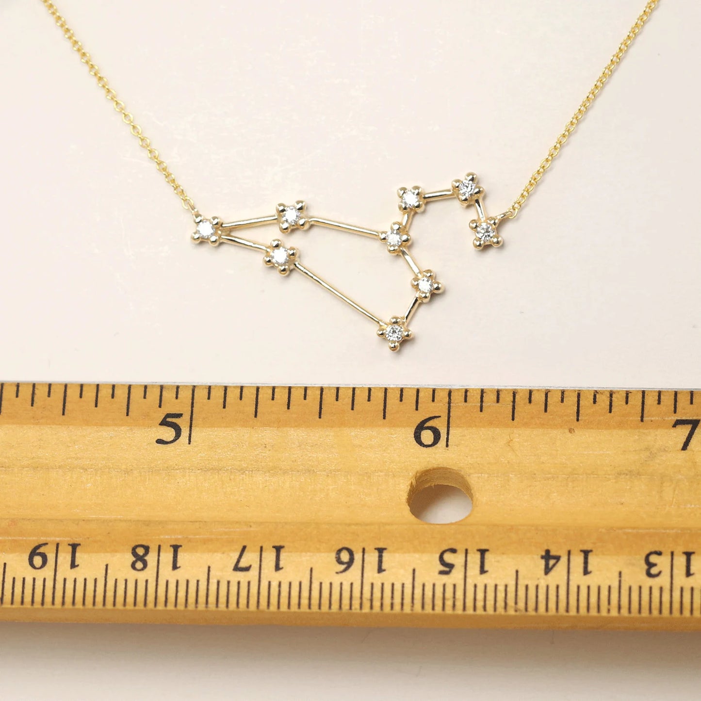 14K DIAMOND LEO ZODIAC SIGN NECKLACE