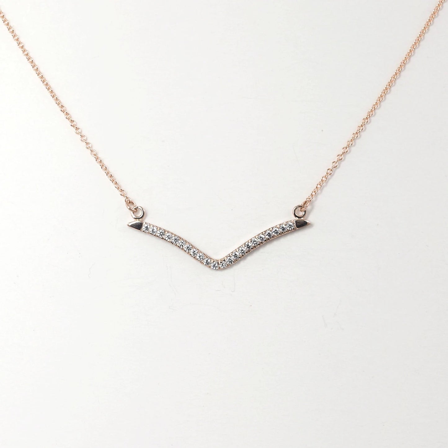 14K DIAMOND CHEVERON NECKLACE