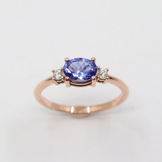 14K OVAL TANZANITE 0.10CT DIAMOND RING