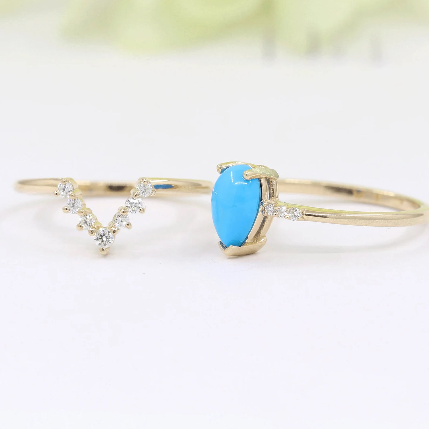 14K TURQUOISE RING DIAMOND V BAND 2 RING SET