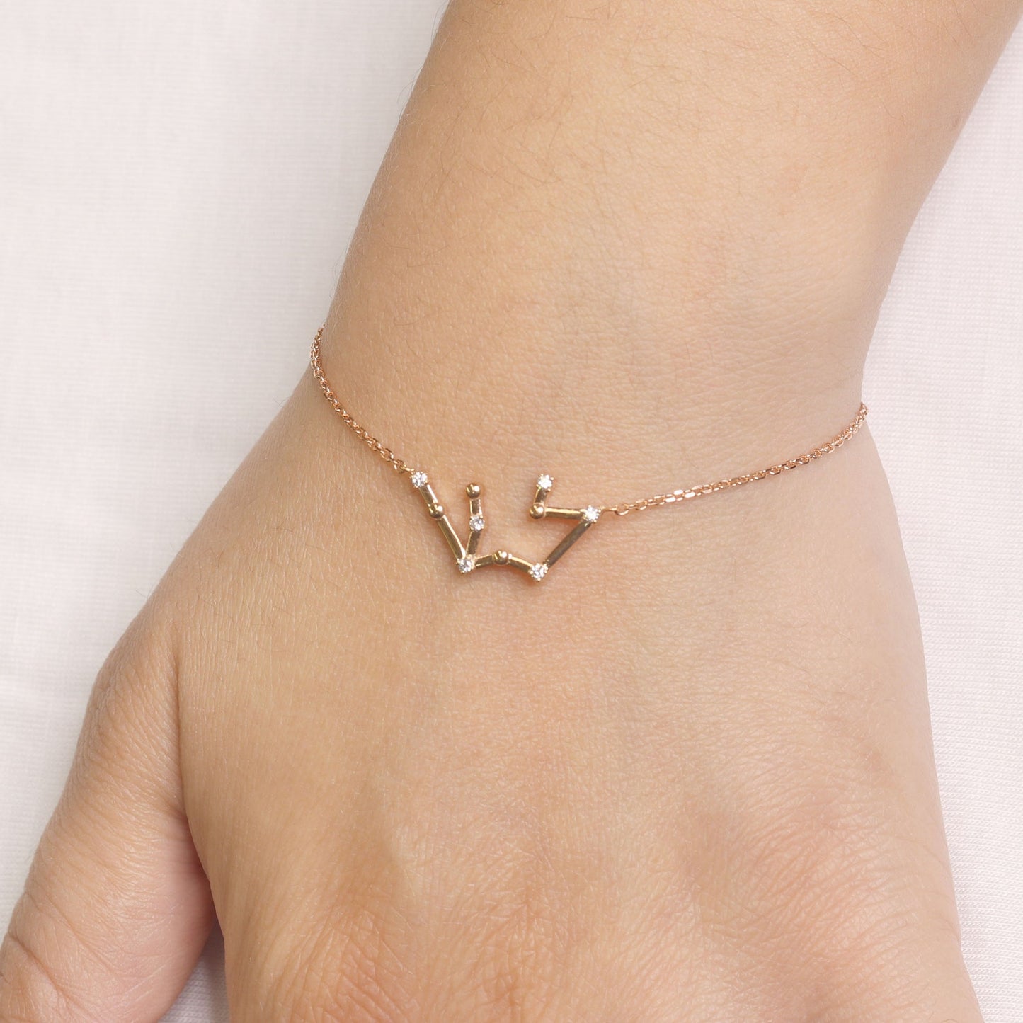 14K DIAMOND AQUARIUS ZODIAC SIGN BRACELET