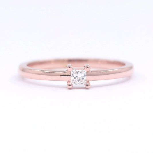 14K PRINCESS CUT DIAMOND SOLITAIR BAND