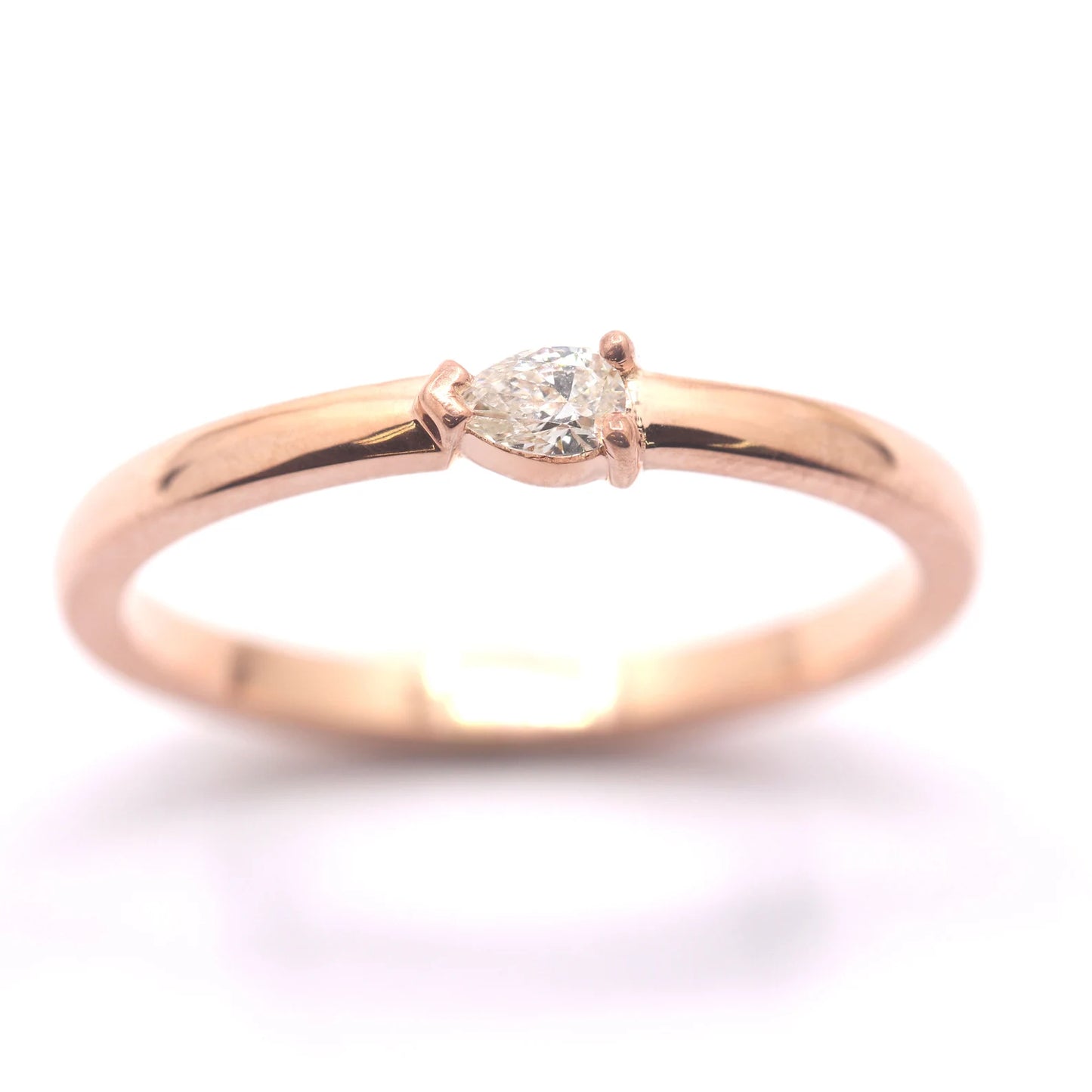 14K PEAR DIAMOND SOLITAIRE BAND