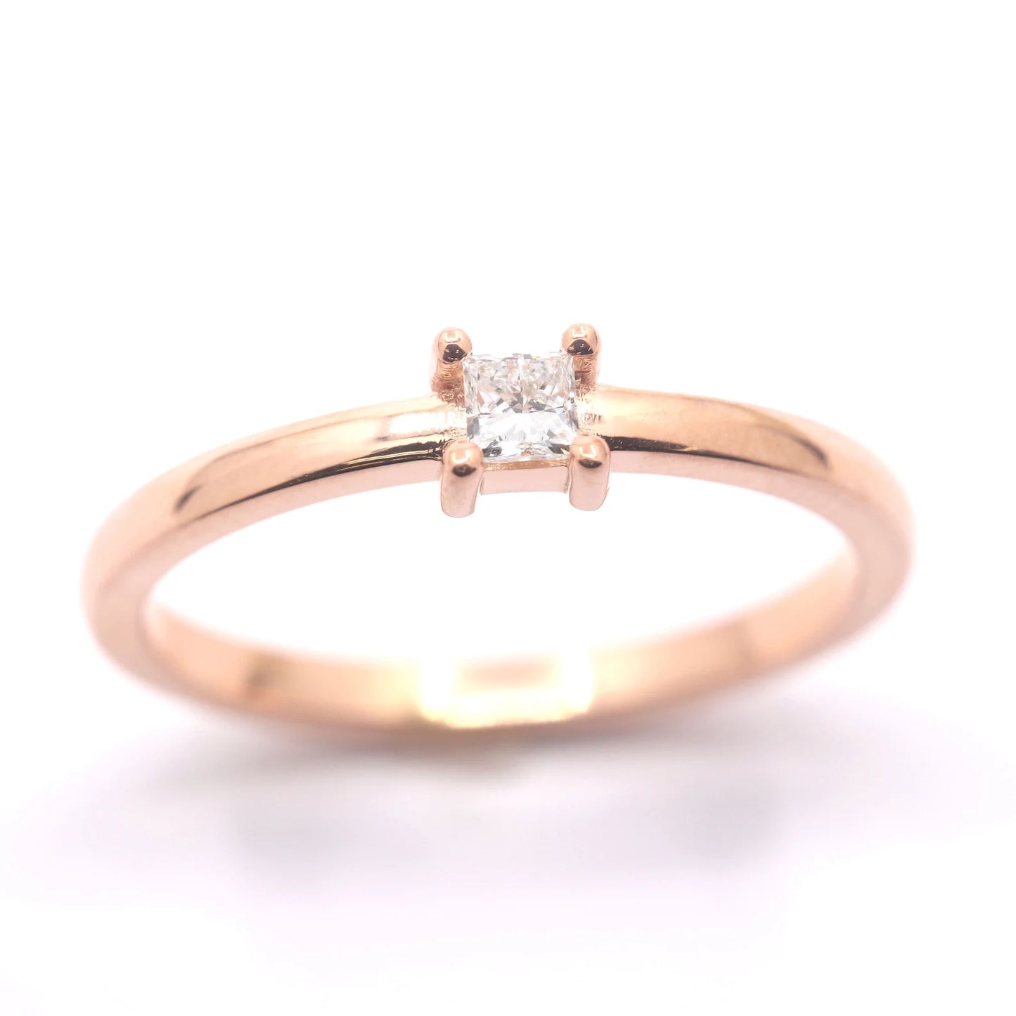 14K PRINCESS CUT DIAMOND SOLITAIR BAND