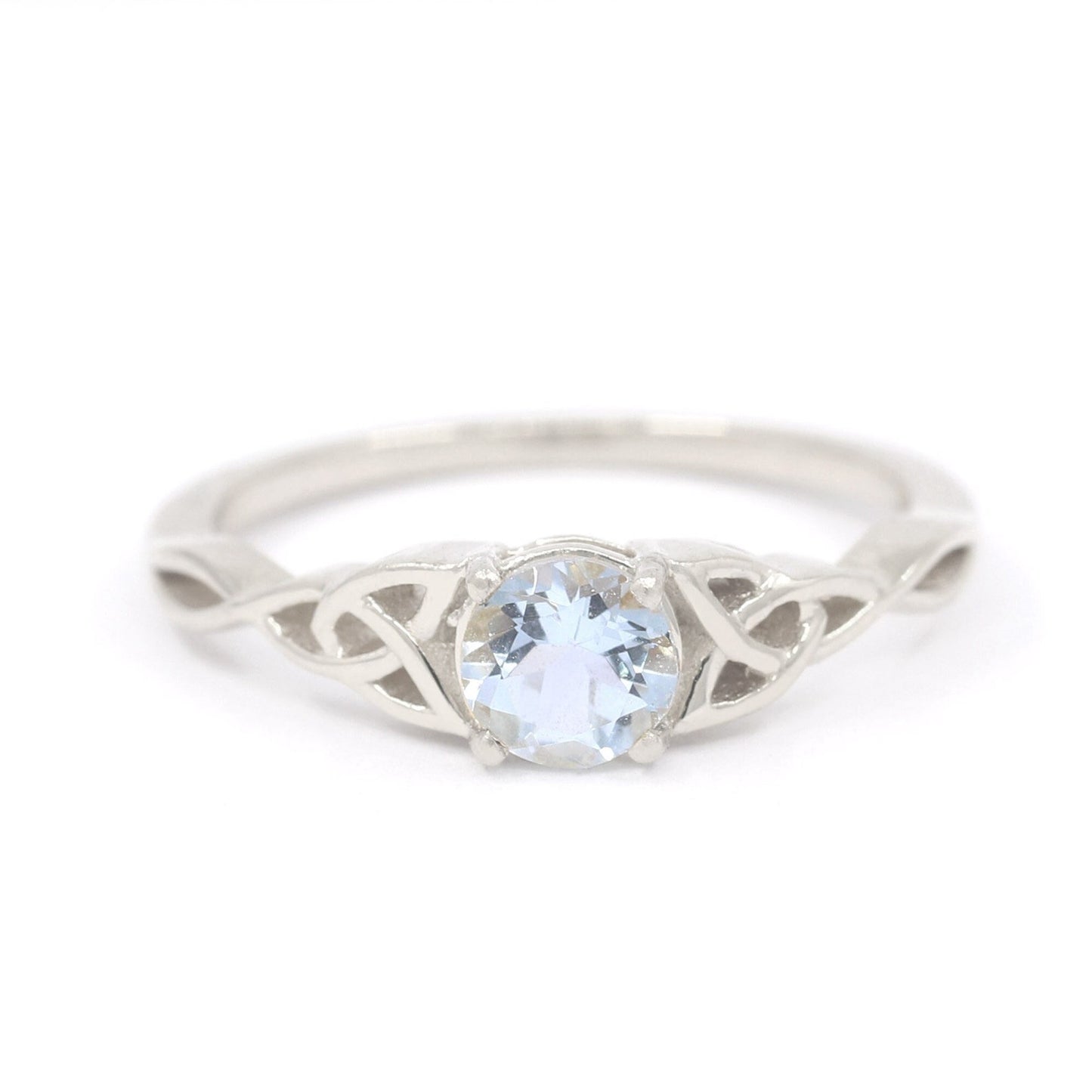 14K AQUAMARINE TWIST RING