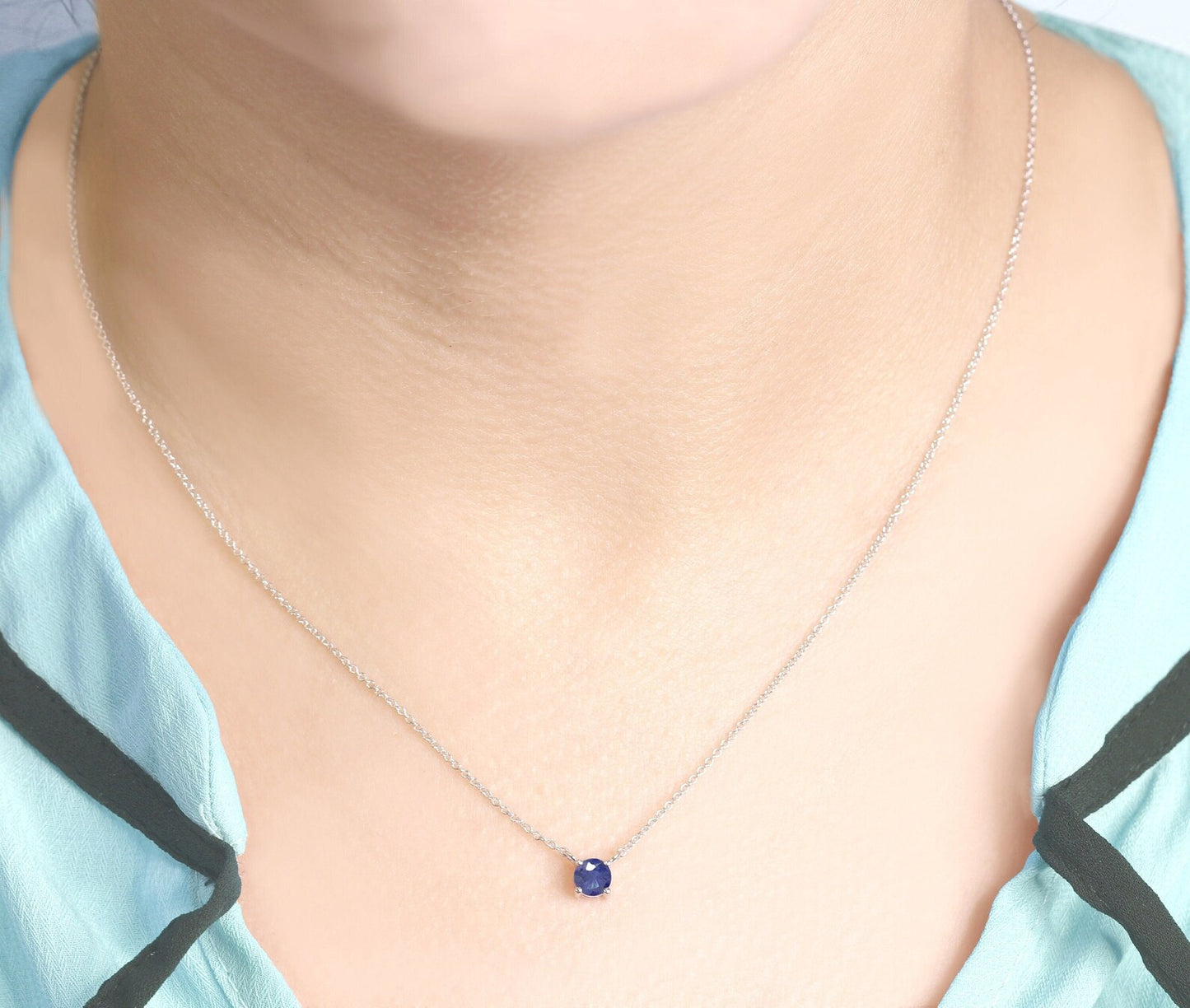 14K SAPPHIRE SOLITAIRE NECKLACE