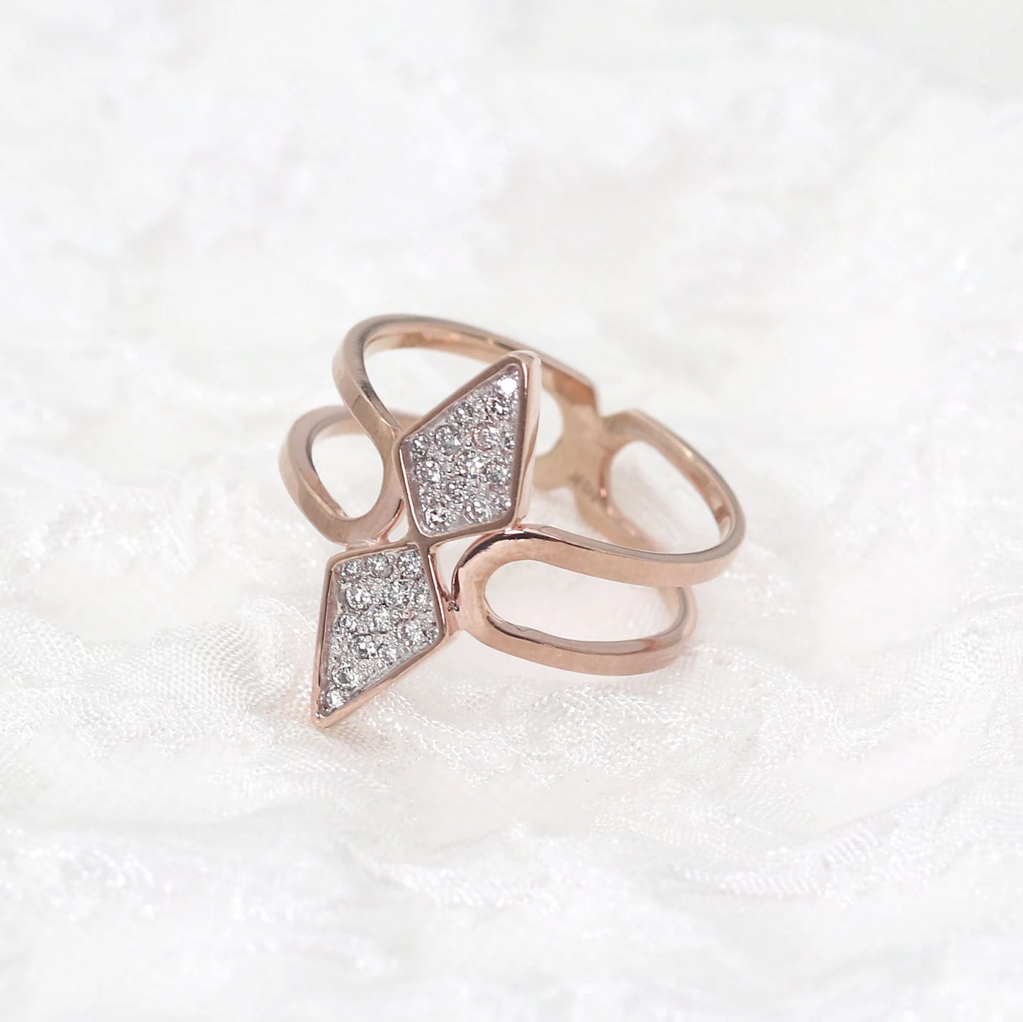 14K ROSE GOLD DIAMOND KITE RING