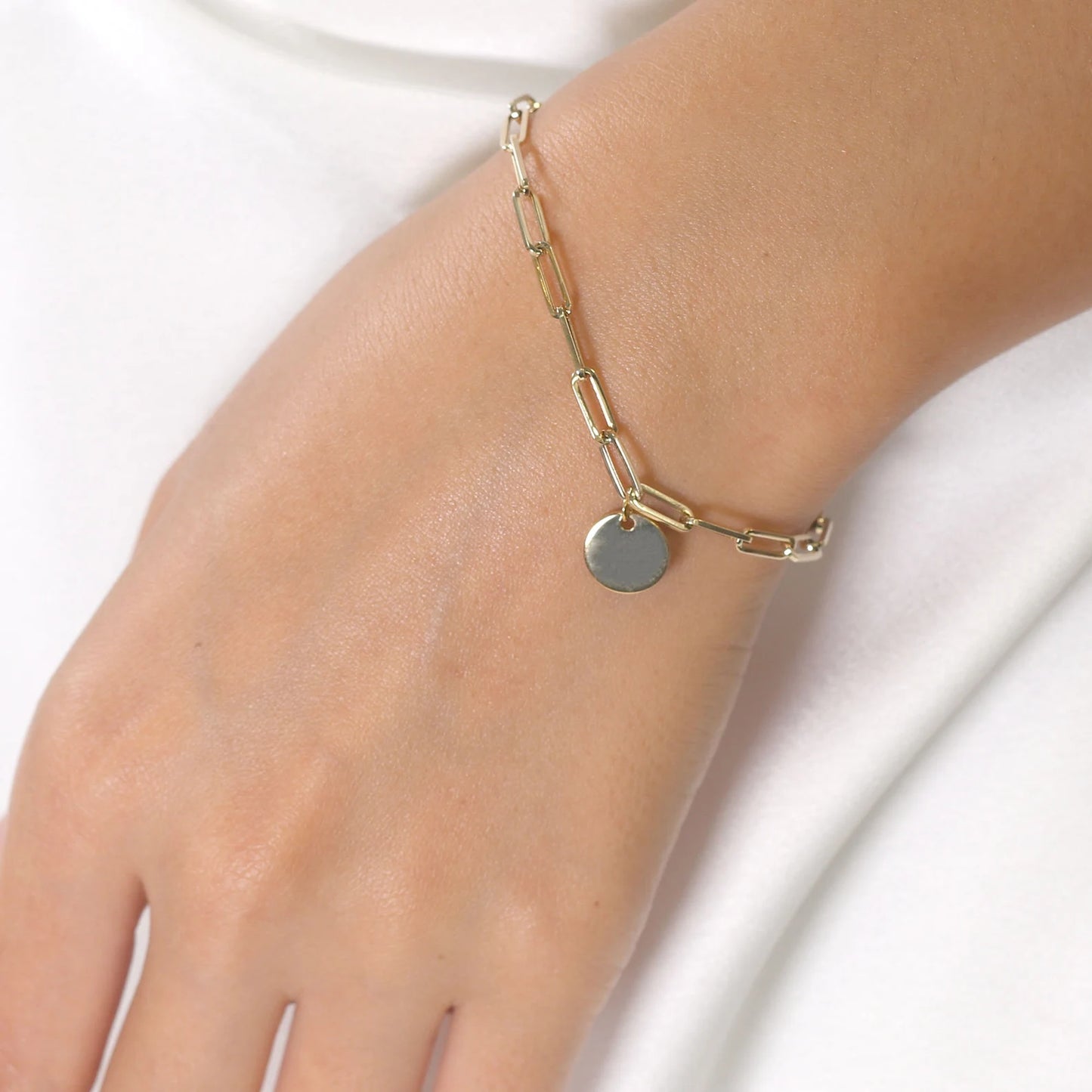 14K YELLOW GOLD CIRCLE CHARM PAPER CLIP CHAIN BRACELET