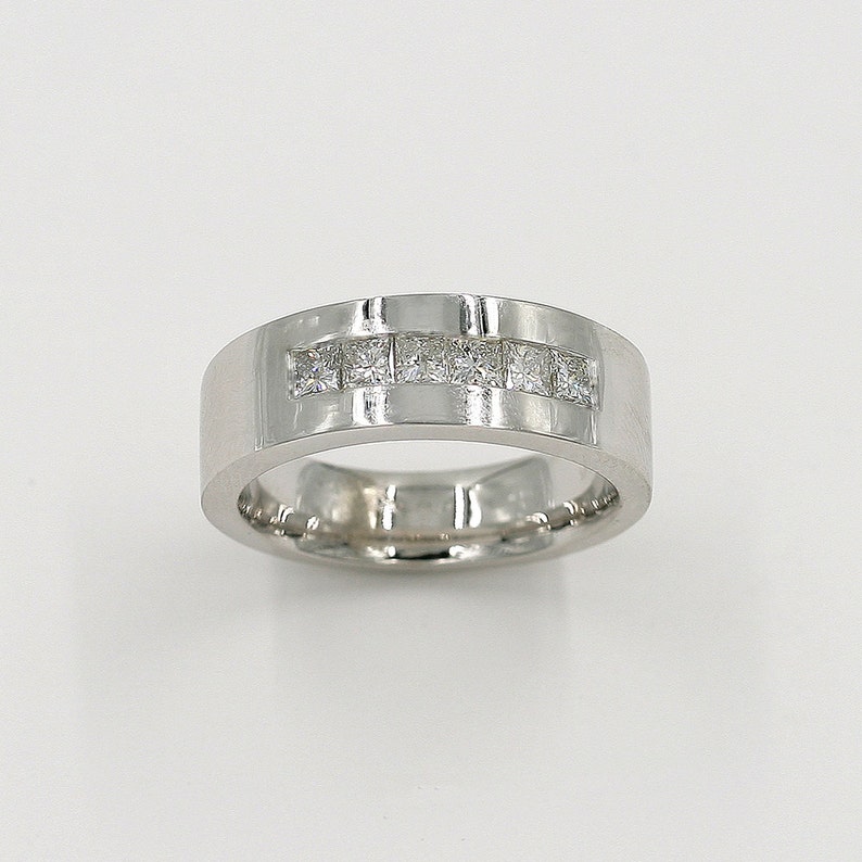 14K PRINCESS CUT DIAMOND CHANNEL BAND