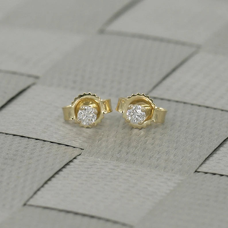 14K DIAMOND STUD EARRING