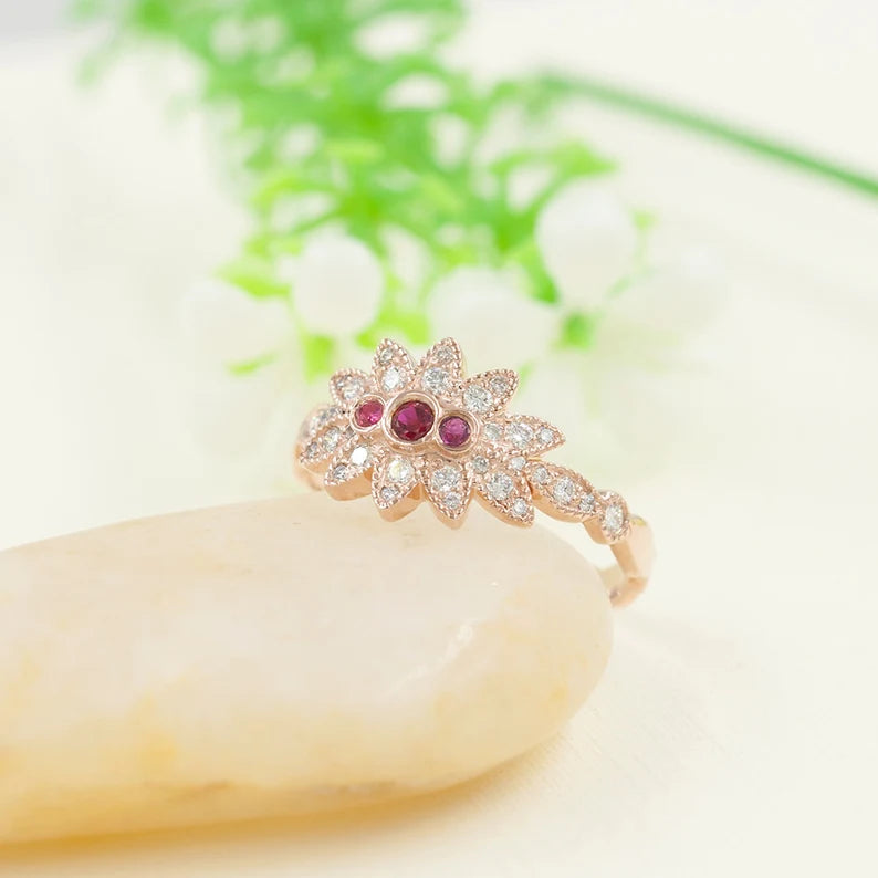 14K RUBY DIAMOND FLOWER ART DECO RING