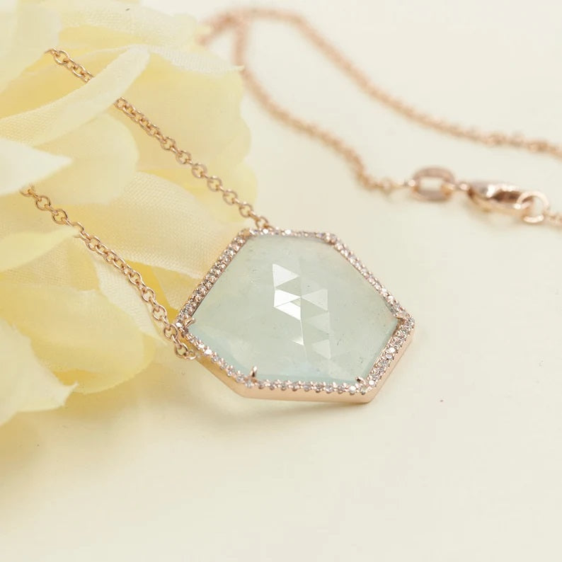 14K 11.3CT AQUAMARINE DIAMOND HALO NECKLACE