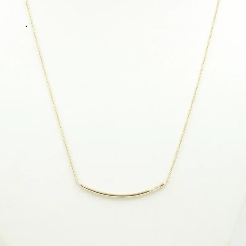 14K 3 DIAMOND CURVED BAR NECKLACE