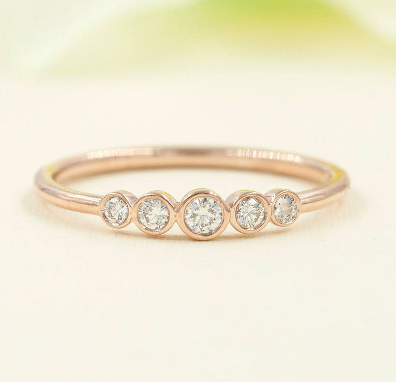 14K 0.18CT DIAMOND BEZEL BAND