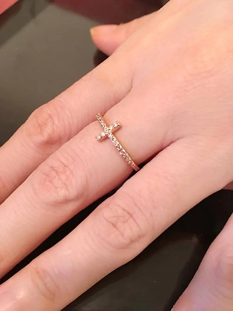 14K DIAMOND CROSS BAND