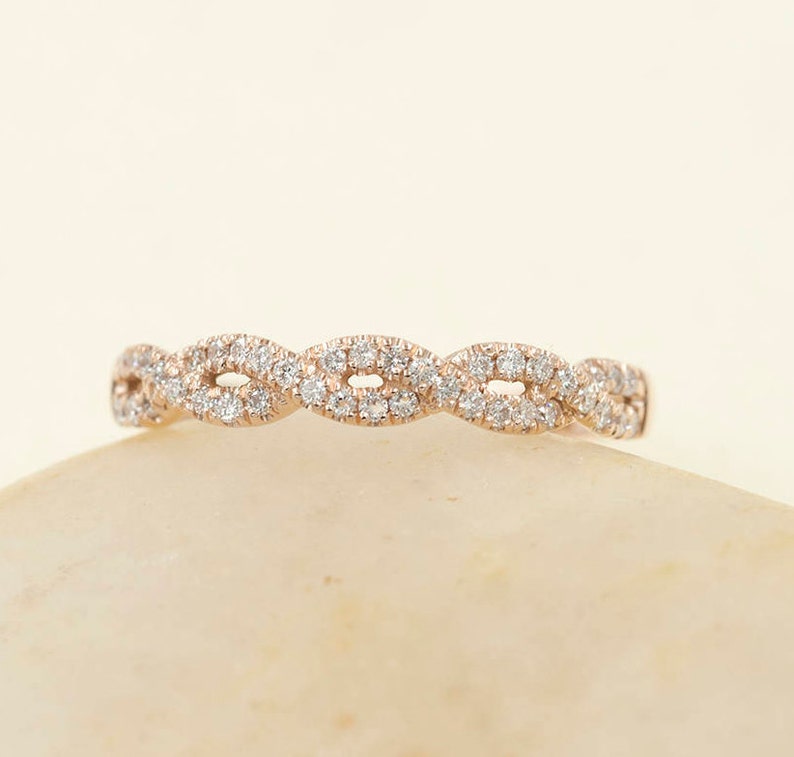 14K 0.23CT DIAMOND TWIST BAND