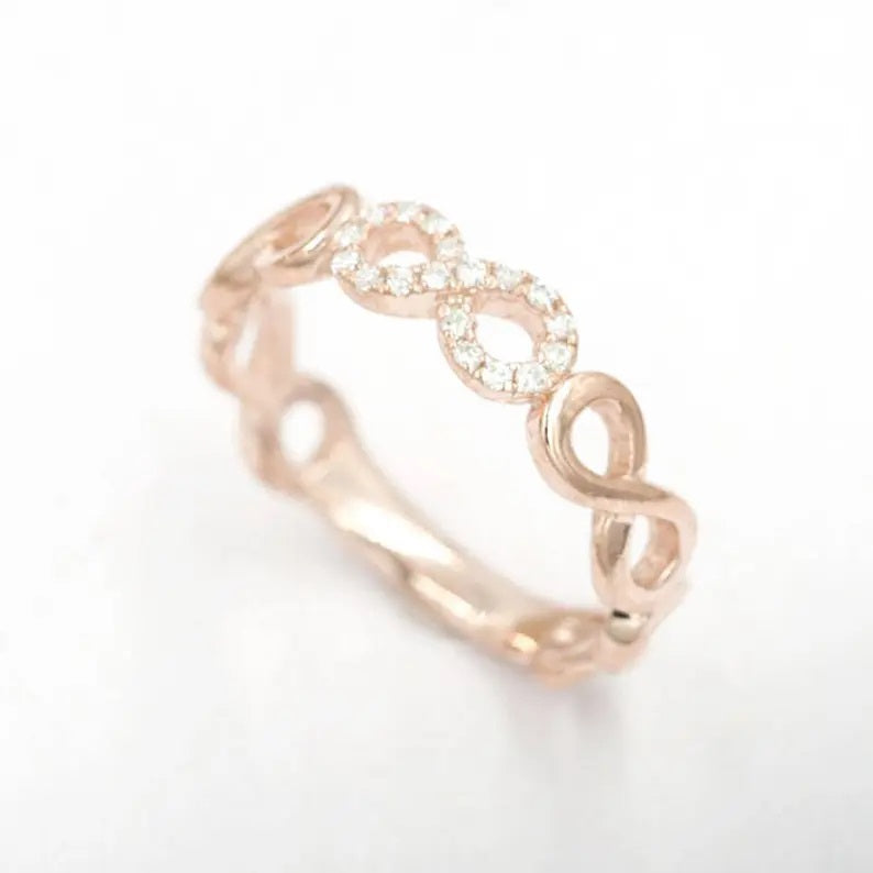 14K DIAMOND INFINITY BAND