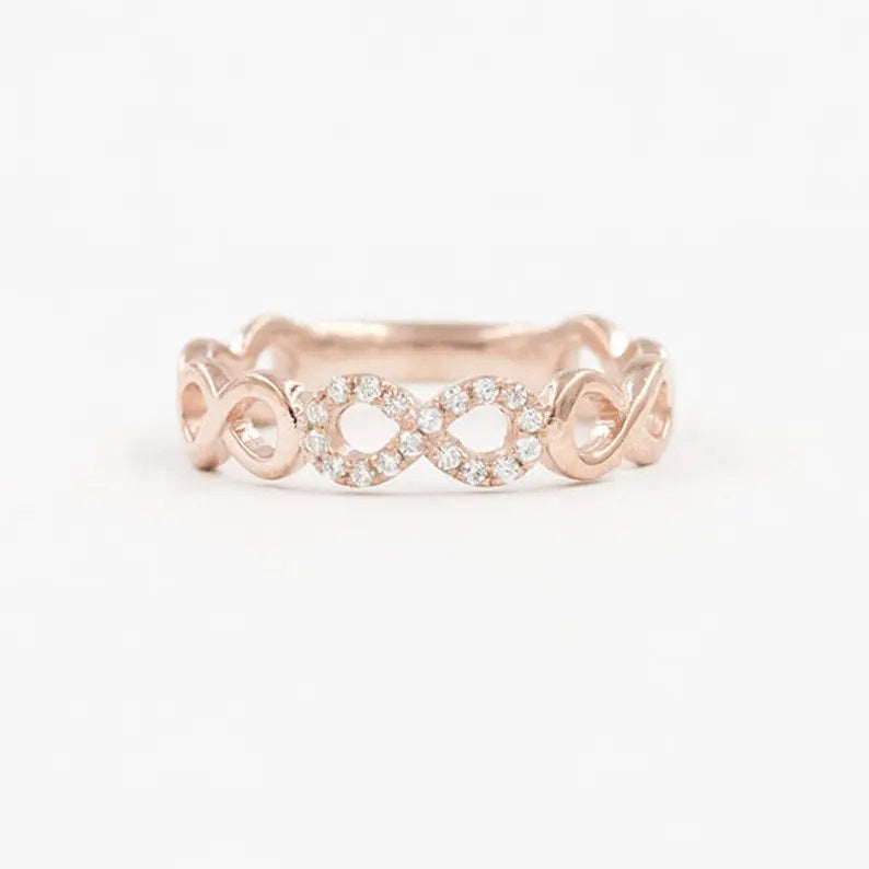 14K DIAMOND INFINITY BAND