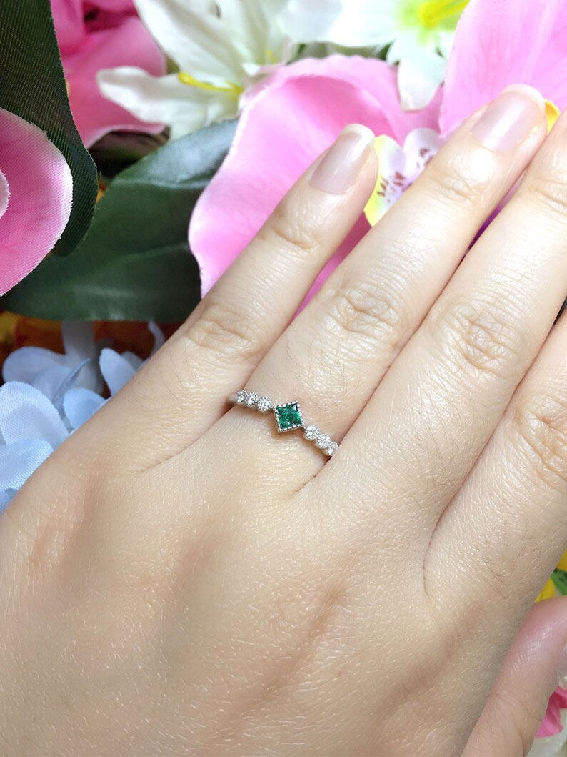 14K PRINCESS EMERALD DIAMOND RING