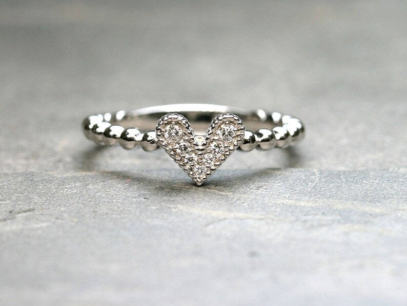 14K DIAMOND HEART BEADED RING