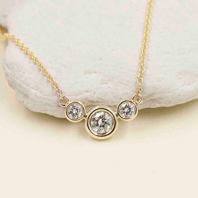 14K 3 DIAMOND BEZEL NECKLACE