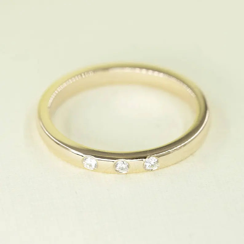 14K 3 DIAMOND BEZEL BAND