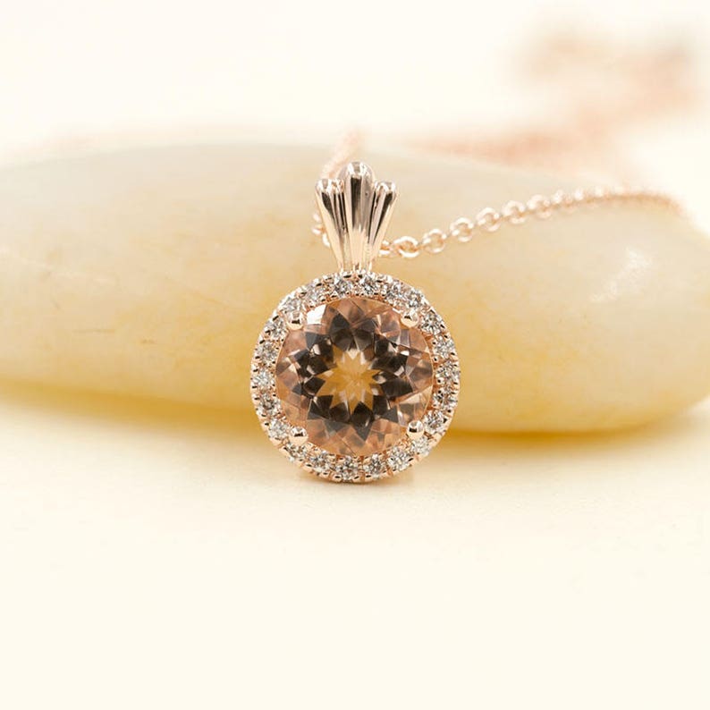 14K 2.3CT MORGANITE DIAMOND HALO NECKLACE