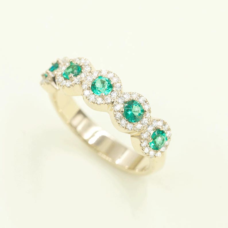 14K EMERALD 0.27CT DIAMOND HALO BAND