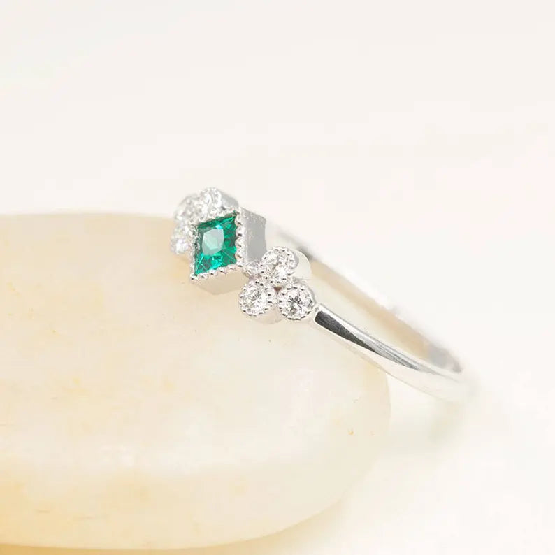 14K PRINCESS EMERALD DIAMOND CLUSTER RING