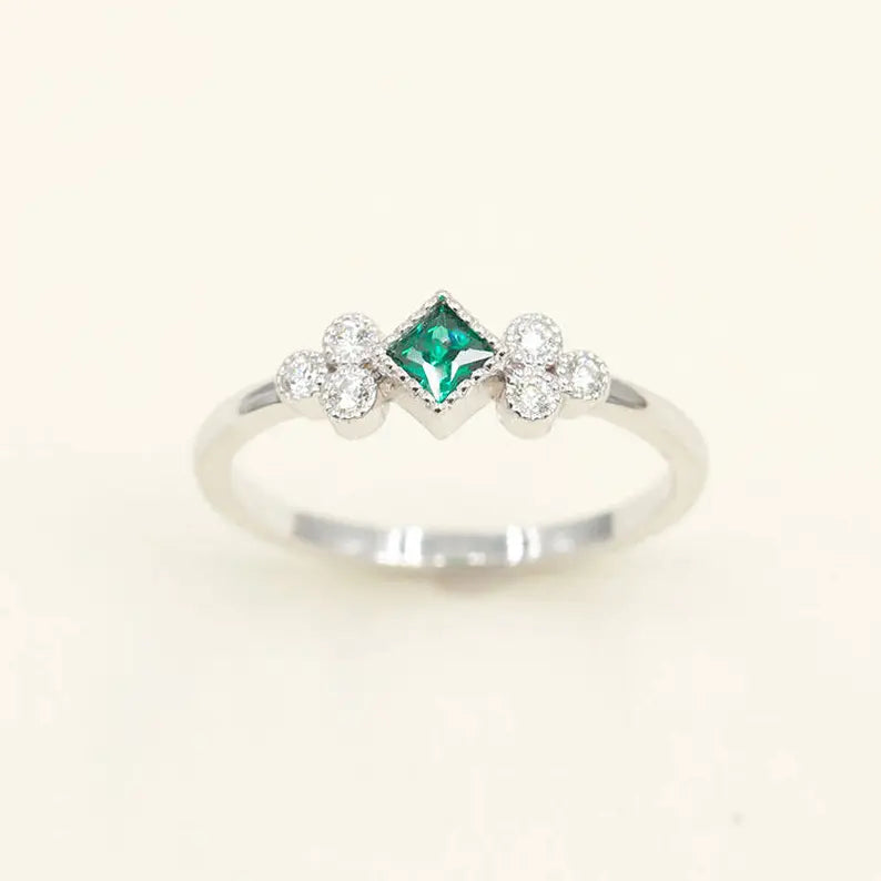 14K PRINCESS EMERALD DIAMOND CLUSTER RING