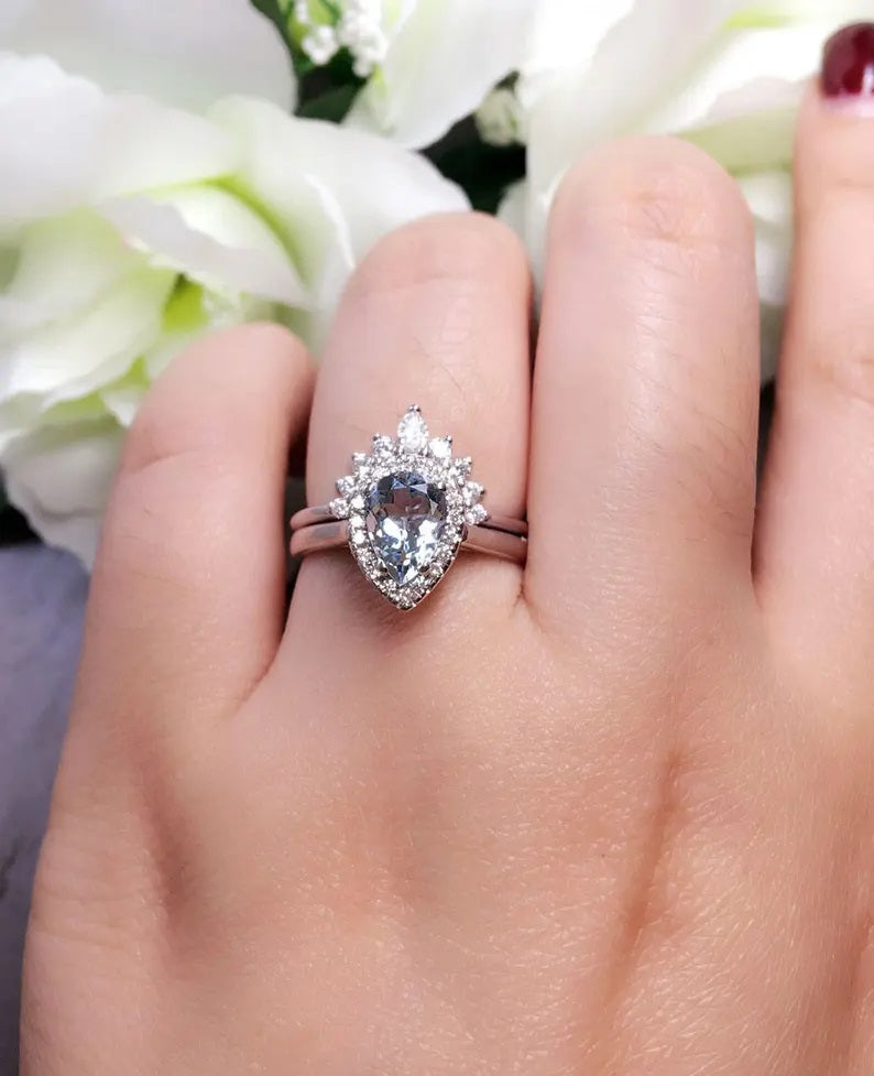 14K PEAR AQUAMARINE DIAMOND HALO ENGAGEMENT RING