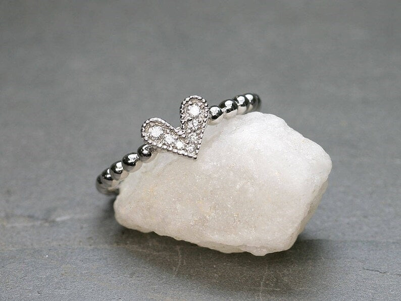 14K DIAMOND HEART BEADED RING