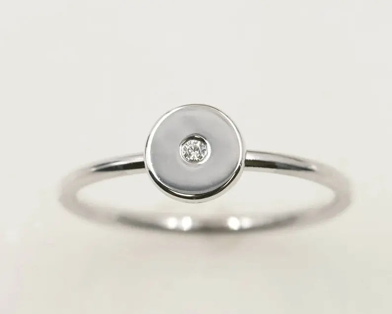 14K DIAMOND CIRCLE RING